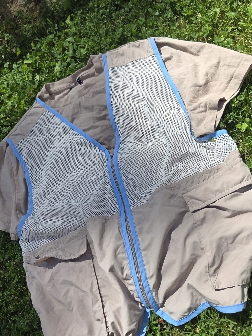 ASOS Unisex Full Mesh Shooting Vest - Tan & Blue - Size XL